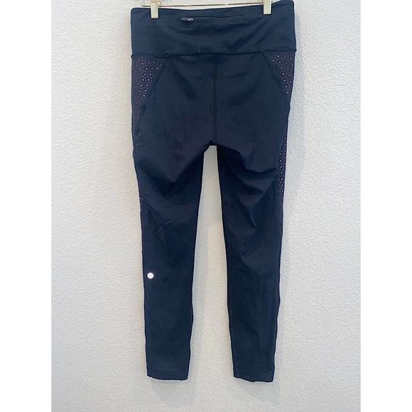LULULEMON Colour Me Quick Leggings  Black Pink Laser Cut Out Sides Size 10 - Picture 3 of 4